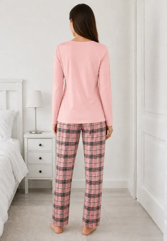 Pijama de dama roz cu maneca lunga si pantaloni lungi roz cu carouri
