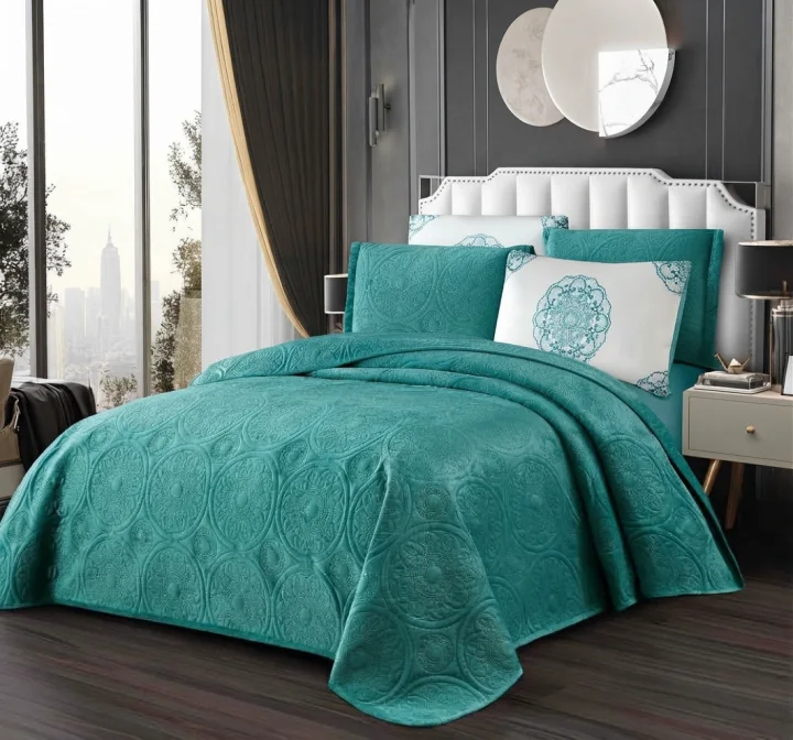 Set Cuvertură de Pat Dublu din Catifea Premium, 5 Piese, 220x240 cm, cu Fețe de Pernă Decorative