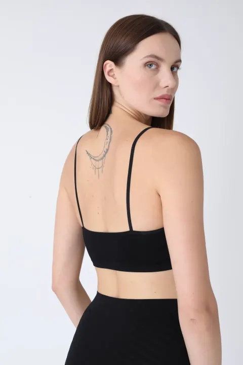 Bustieră damă cu bretele subțiri, material elastic și confortabil, negru
