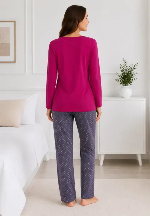 Pijama de dama fucsia cu maneca lunga si pantaloni lungi gri cu buline