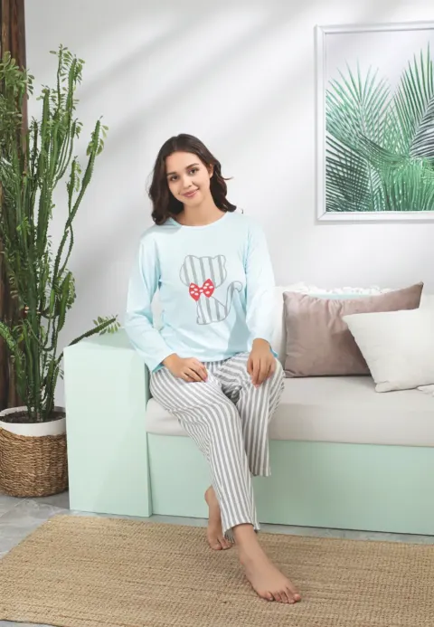 Pijama damă bleu cu imprimeu cu pisică