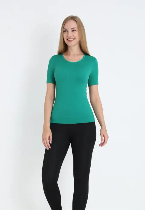 Tricou damă cu mânecă scurtă, croială lejeră și material elastic, verde