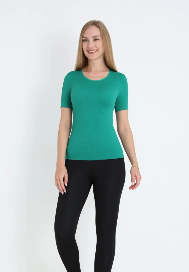 Tricou damă cu mânecă scurtă, croială lejeră și material elastic, verde