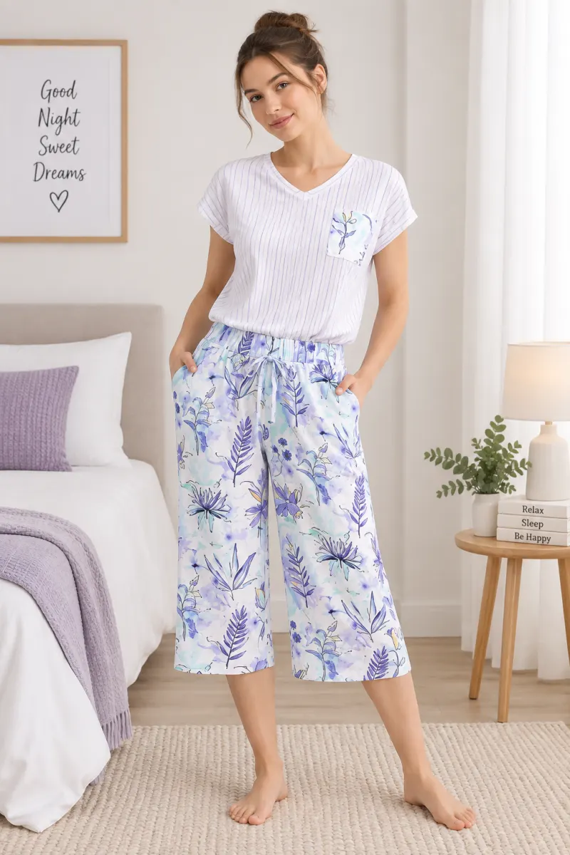 Pijama dama cu maneca scurta si pantalon 3/4, imprimeu floral