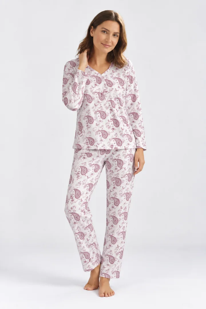 Pijama damă iarnă mărimi mari – albă cu imprimeu flori bordo