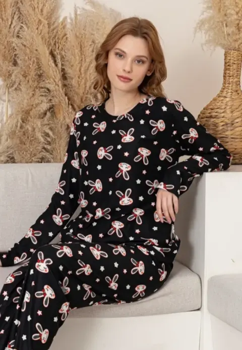 Pijama Damă Neagră cu Imprimeu Iepuraș