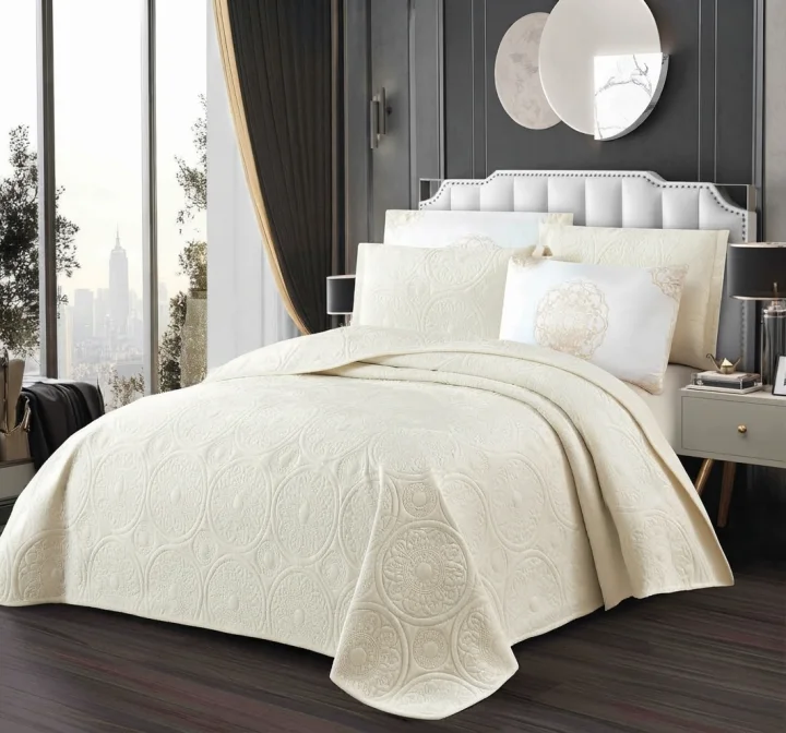 Set Cuvertură de Pat Dublu din Catifea Premium, 5 Piese, 220x240 cm, cu Fețe de Pernă Decorative