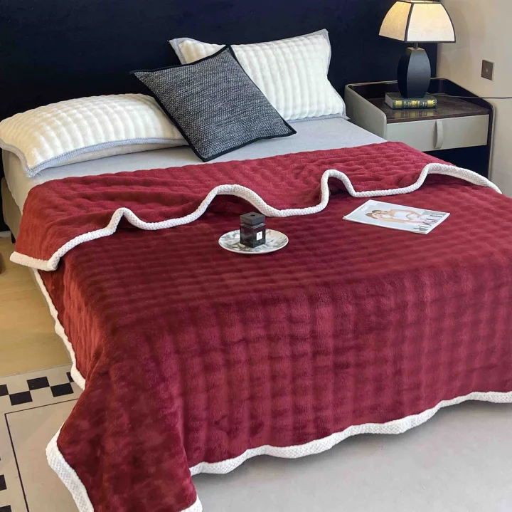 Pătură Cocolino Pufoasă din Microfibră Plușată, cu Bordură Albă, 200x230 cm, Textură Soft
