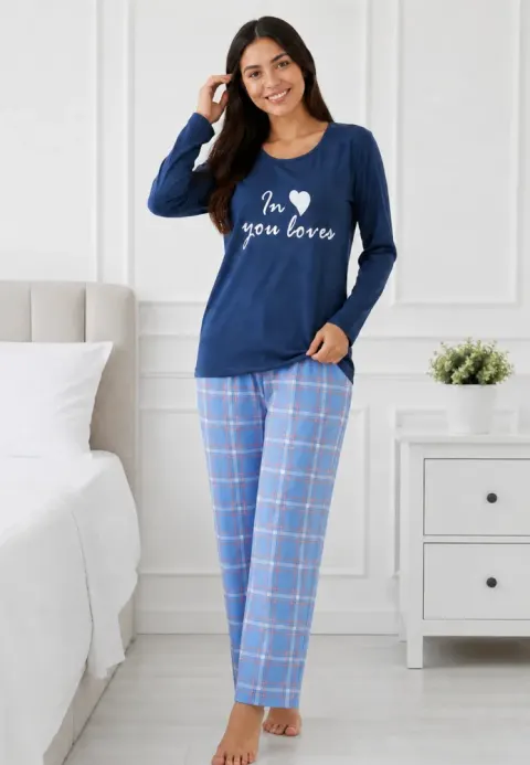 Pijama de dama cu bluza blumarin cu maneca lunga si pantaloni lungi blue cu carouri