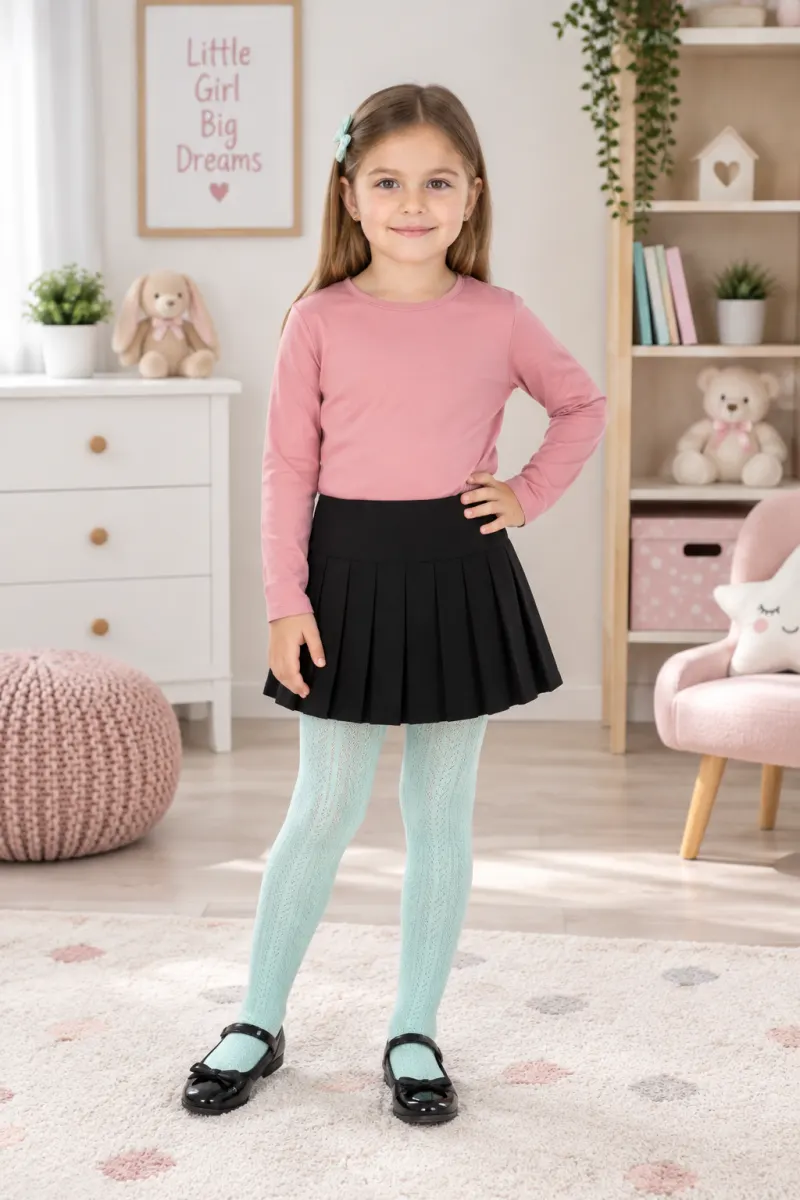 Dres copii croșetat din bumbac – model elegant și confortabil