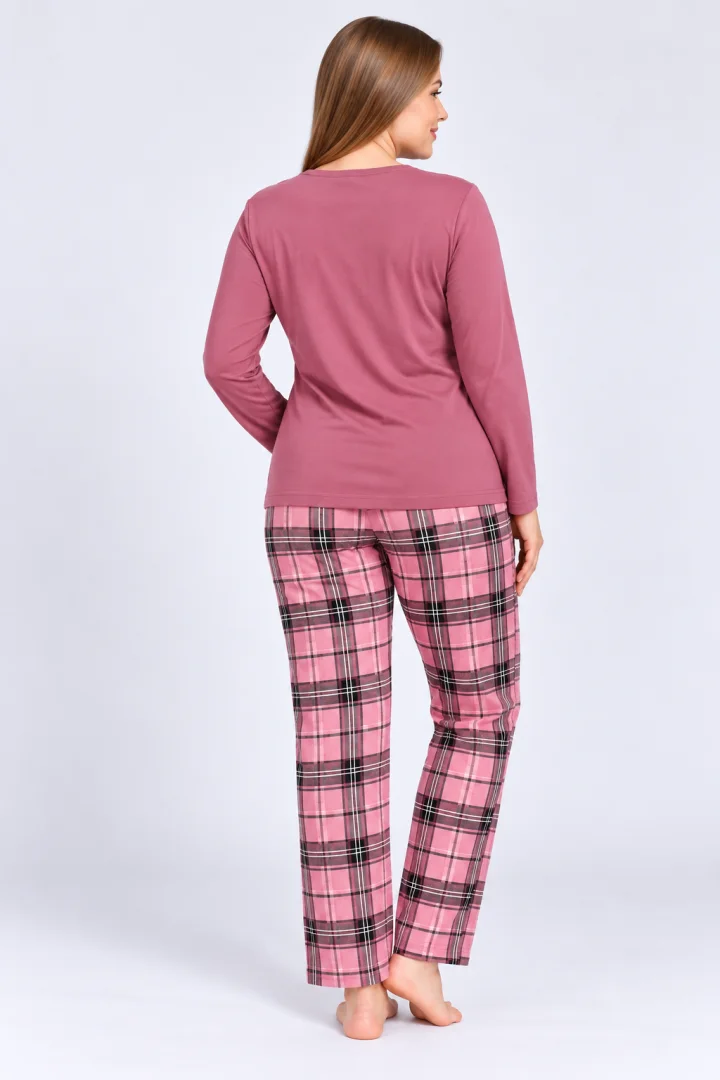 Pijama de dama cu bluza cu maneca lunga roz prafuit si pantaloni lungi in carouri