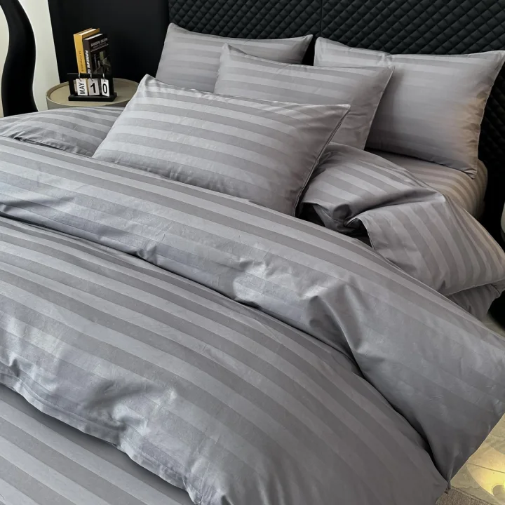 Lenjerie de Pat 100% Bumbac Damasc Deluxe, 6 Piese, Cearșaf cu Elastic 180x200 cm, Husă Pilotă 200x230 cm