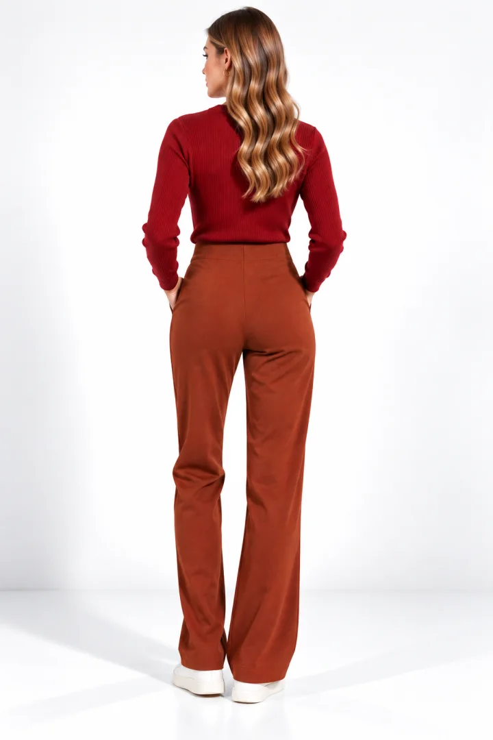 Pantaloni Damă Vătuiți cu Buzunare și Cataramă Decorativă, Cărămiziu