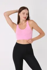 Bustieră damă lejeră, cu bretele late, fără push-up și fără balene, roz
