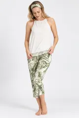 Pijama damă cu bluză tip maiou cu bretele și pantaloni 3/4, imprimeu tropical, crem