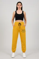 Pantaloni de trening damă mustar cu imprimeu "Feeling