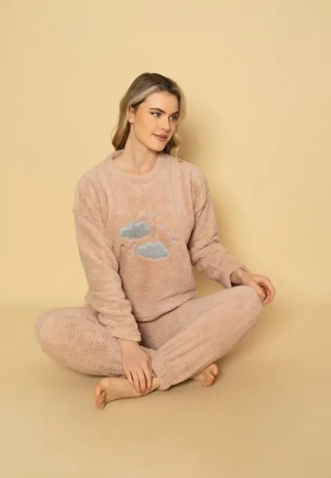 Pijama damă „COCOLINO” crem cu imprimeu nori și steluțe