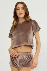 Set damă, tricou și short din catifea, Cafeniu