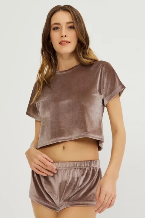 Set damă, tricou și short din catifea, Cafeniu