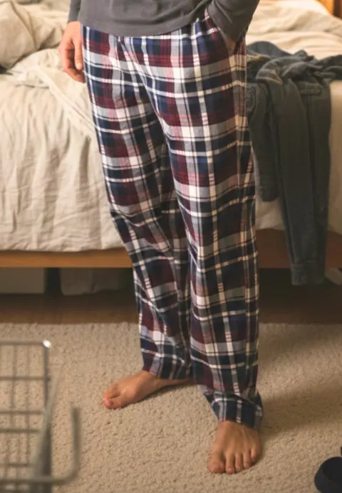 Pantaloni pijama bărbați multicolor cu carouri