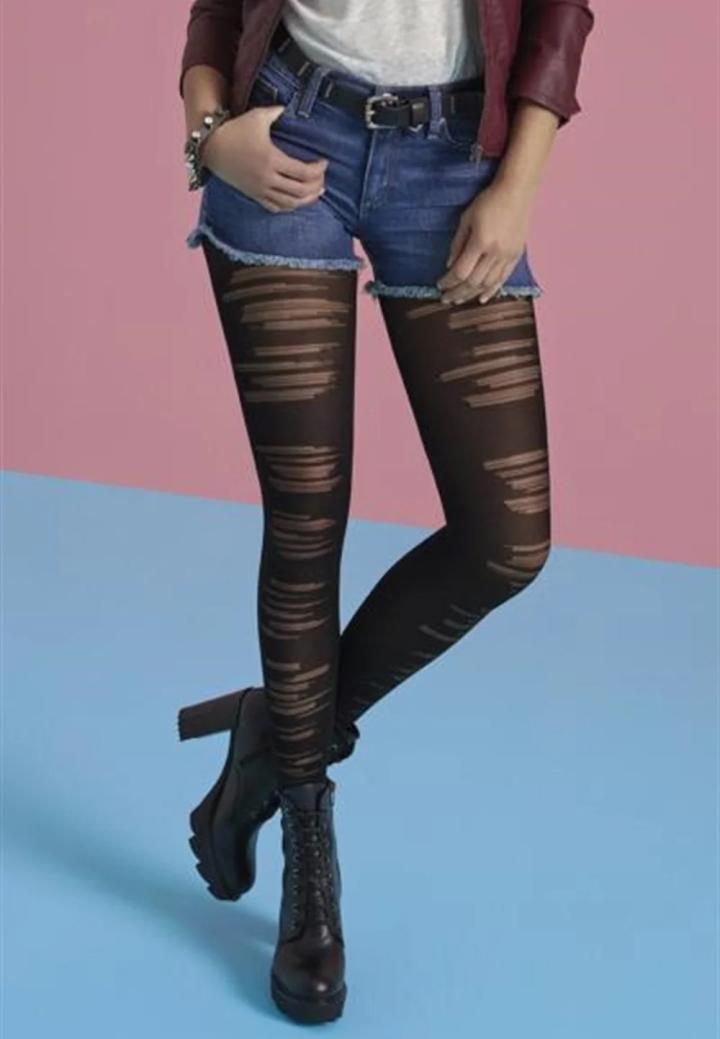Dres Penti Slash 60 DEN Negru – Eleganți și Confortabili hover