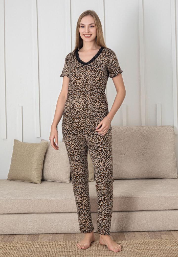 Pijama damă mânecă scurtă bumbac – Leopard și pantaloni lungi cu dantelă neagră