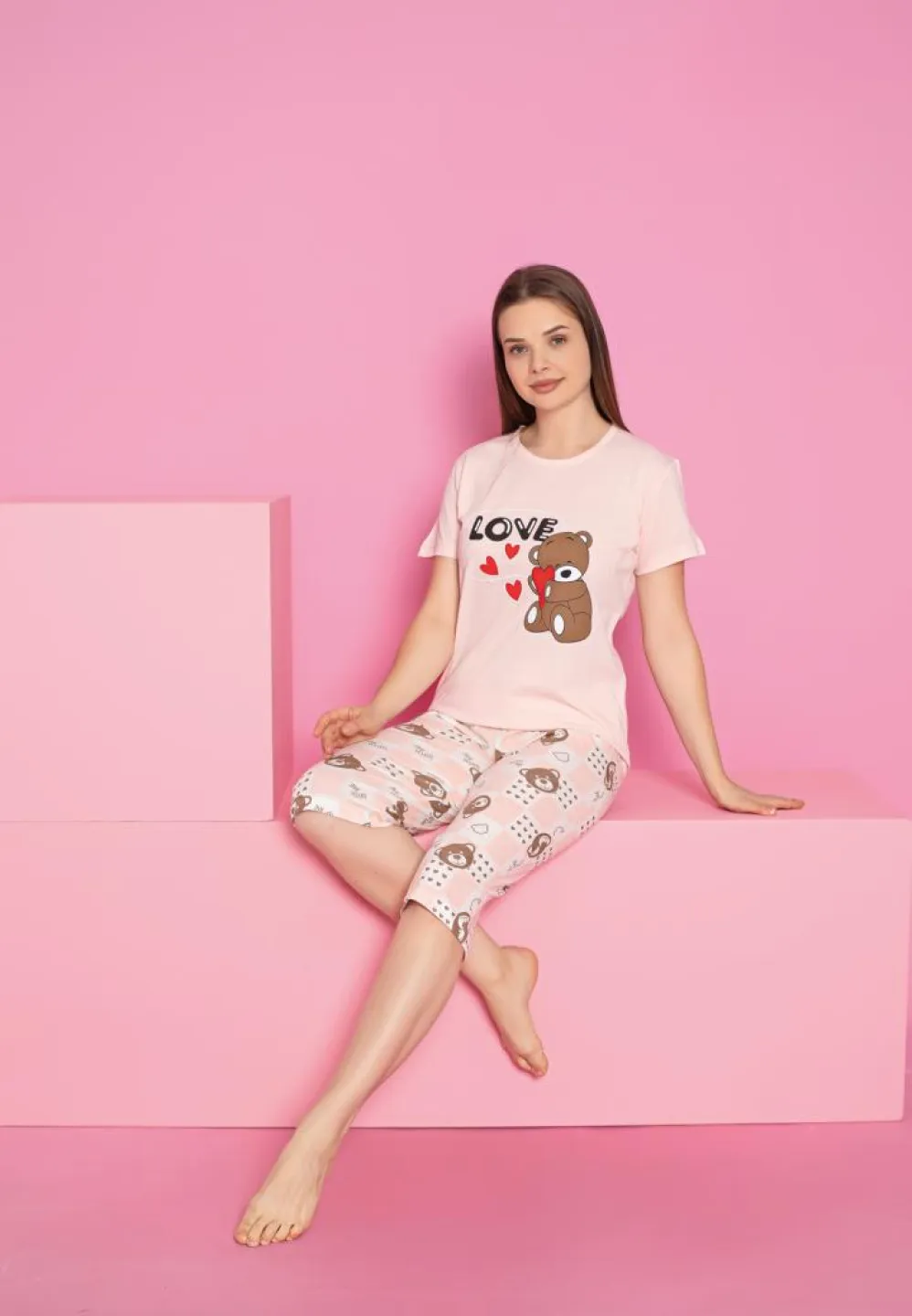 Pijama damă bumbac roz cu ursuleți – mânecă scurtă, pantalon 3/4 „Love” - 2