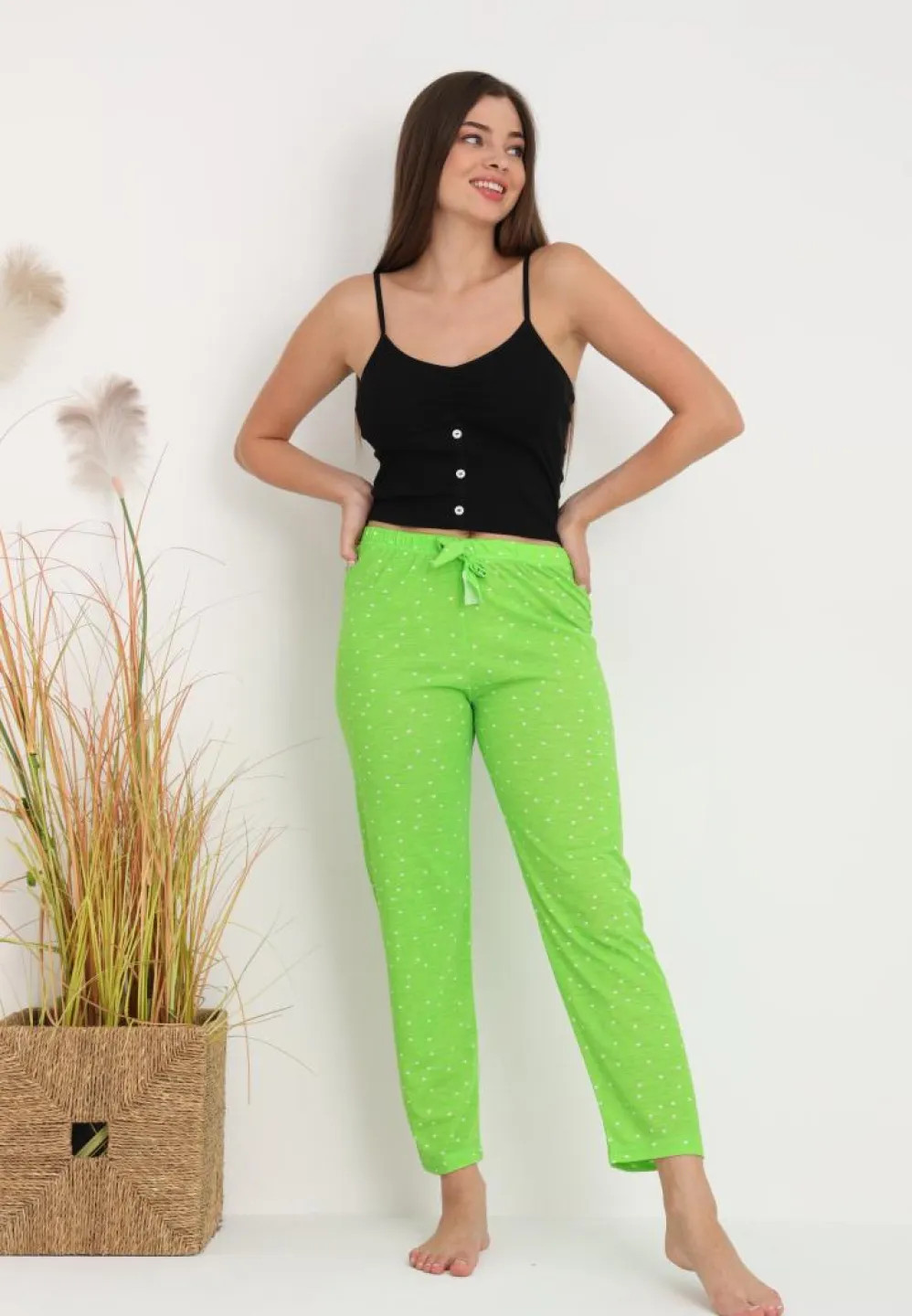 Pantaloni Lungii de Pijama Damă cu Imprimeu Buline Verde – Confort și Stil - 1