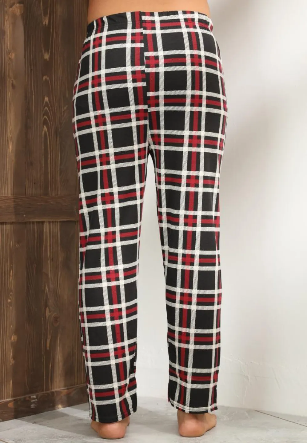 Pantaloni pijama bărbați carouri negri – roșii și albe, design lejer și relaxant - 2