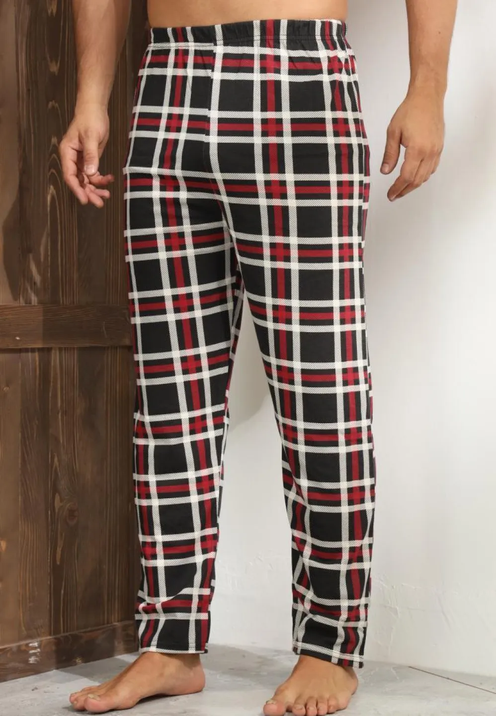 Pantaloni pijama bărbați carouri negri – roșii și albe, design lejer și relaxant - 1
