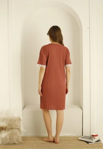 Rochie Dama Plisată cu Dantelă la Gât și Mâneci hover