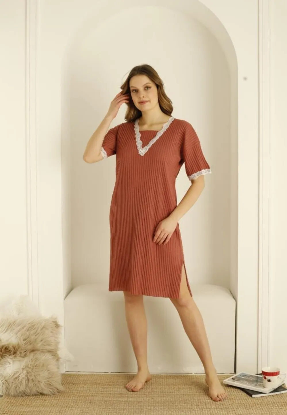 Rochie Dama Plisată cu Dantelă la Gât și Mâneci - 4