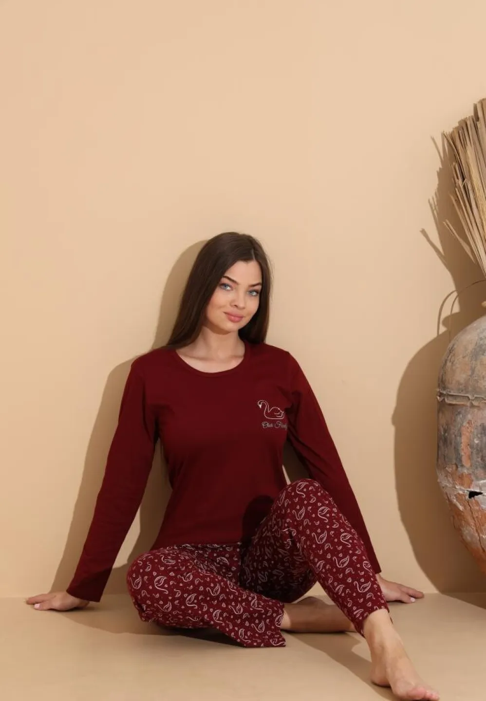 Pijama damă visiniu, bluză „Our Family” și pantaloni cu imprimeu flamingo, bordo - 3