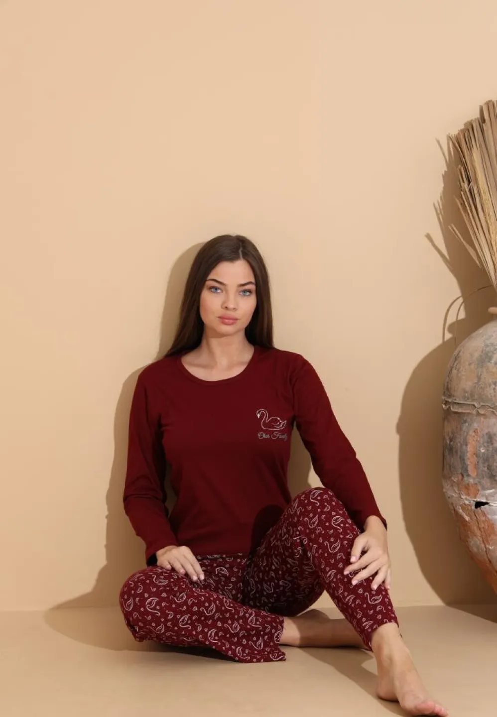 Pijama damă visiniu, bluză „Our Family” și pantaloni cu imprimeu flamingo, bordo - 4