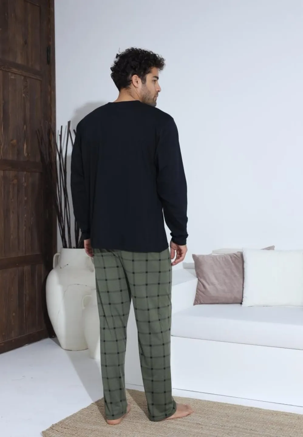Pijama bărbați cu nasturi, mânecă lungă Verde, pantaloni lungi Negru - 2
