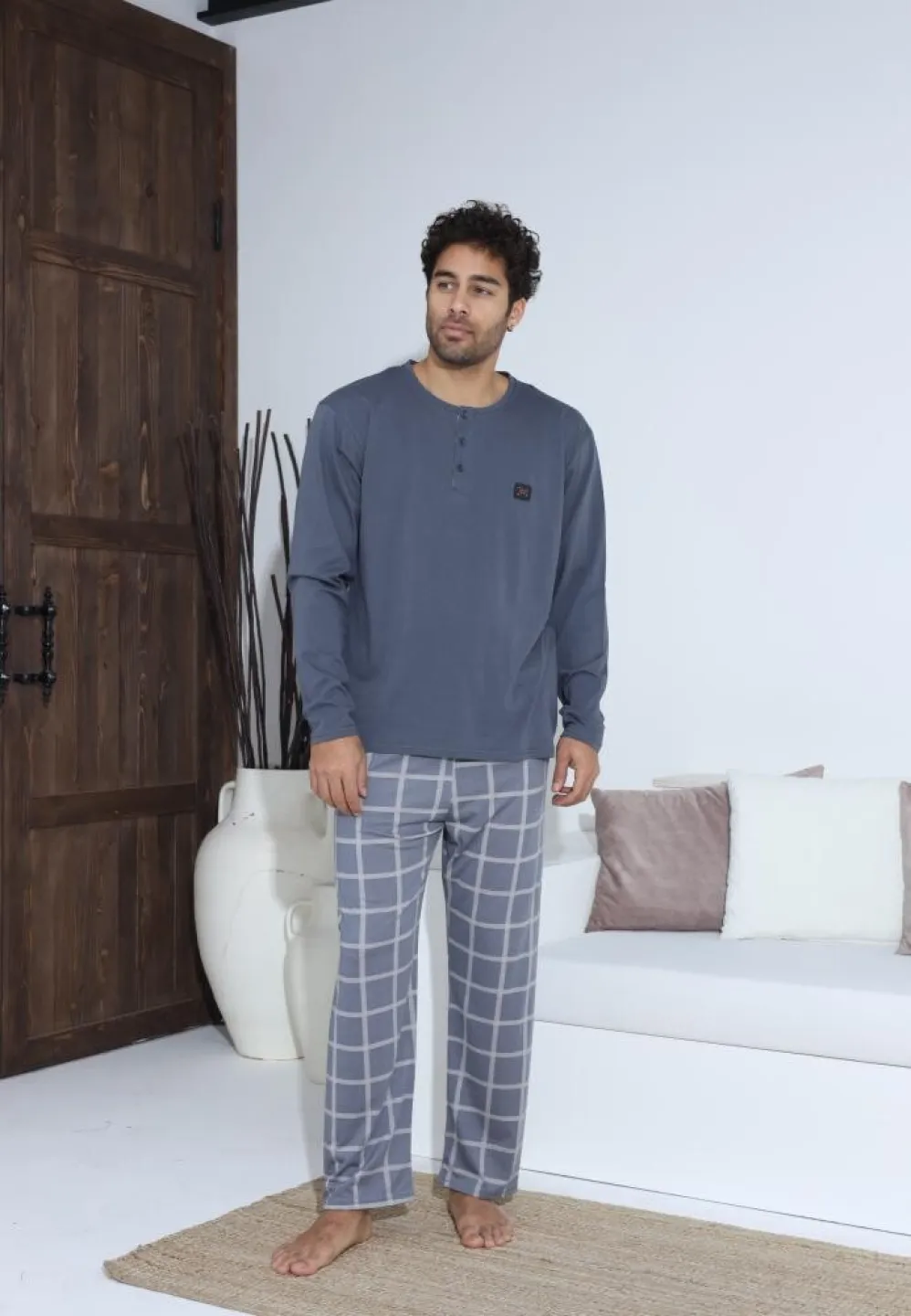 Pijama bărbați cu nasturi, mânecă lungă Gri, pantaloni lungi Gri cu carou - 3