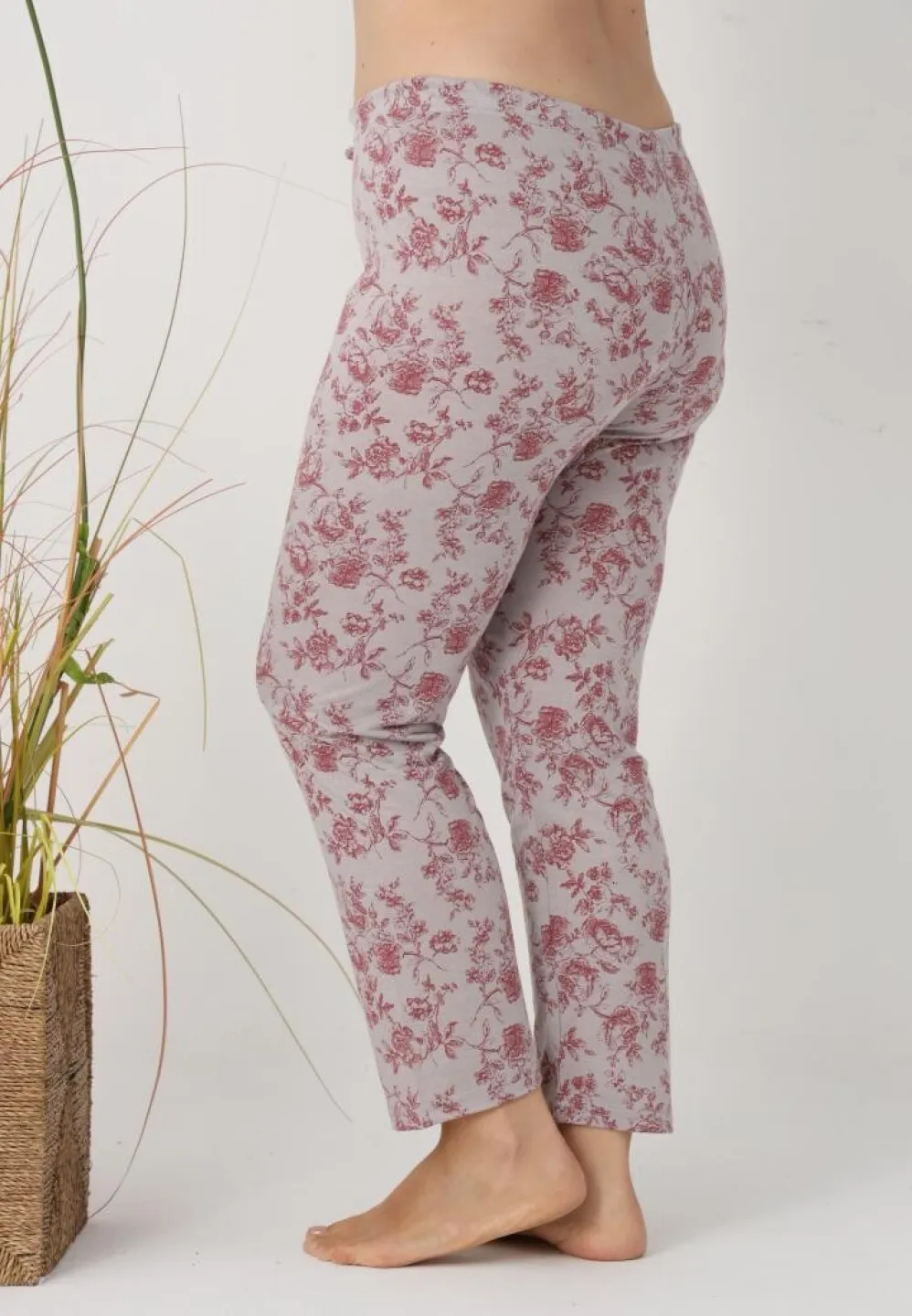 Pantaloni de pijama damă Big Size, gri cu flori vișinii - 5