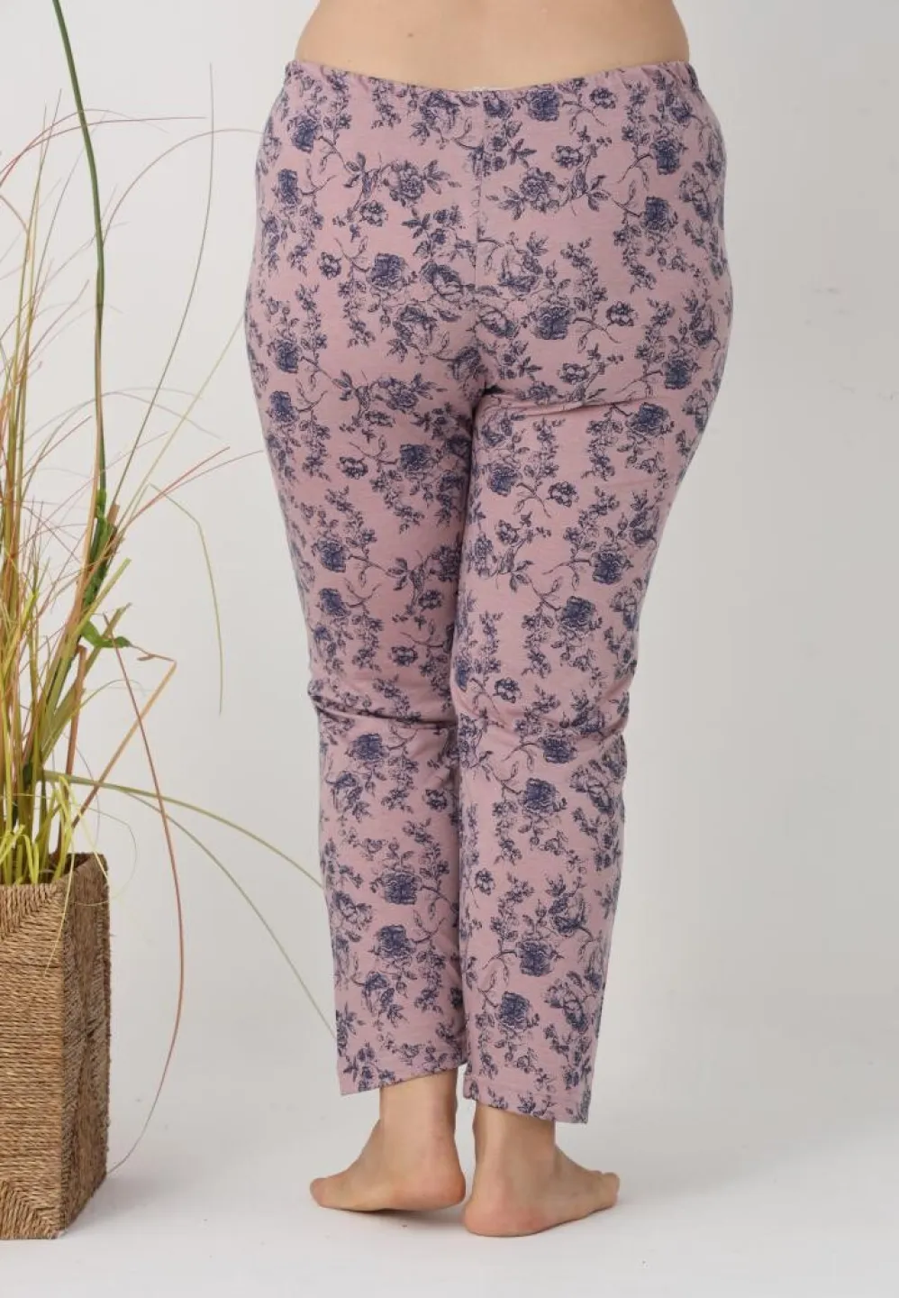 Pantaloni de pijama damă Big Size, roz cu flori albastre - 2