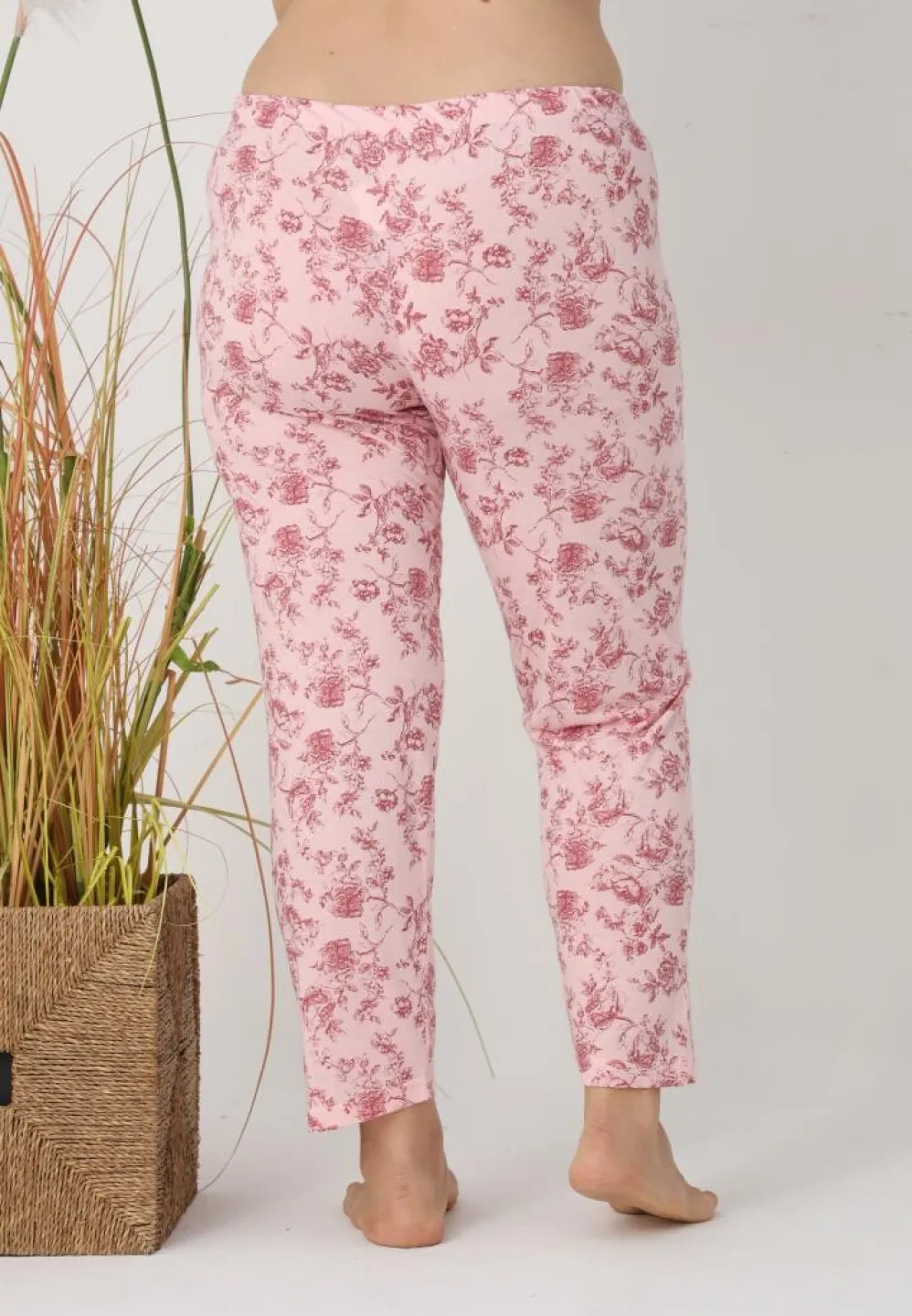 Pantaloni de pijama damă Big Size, roz cu flori - 3