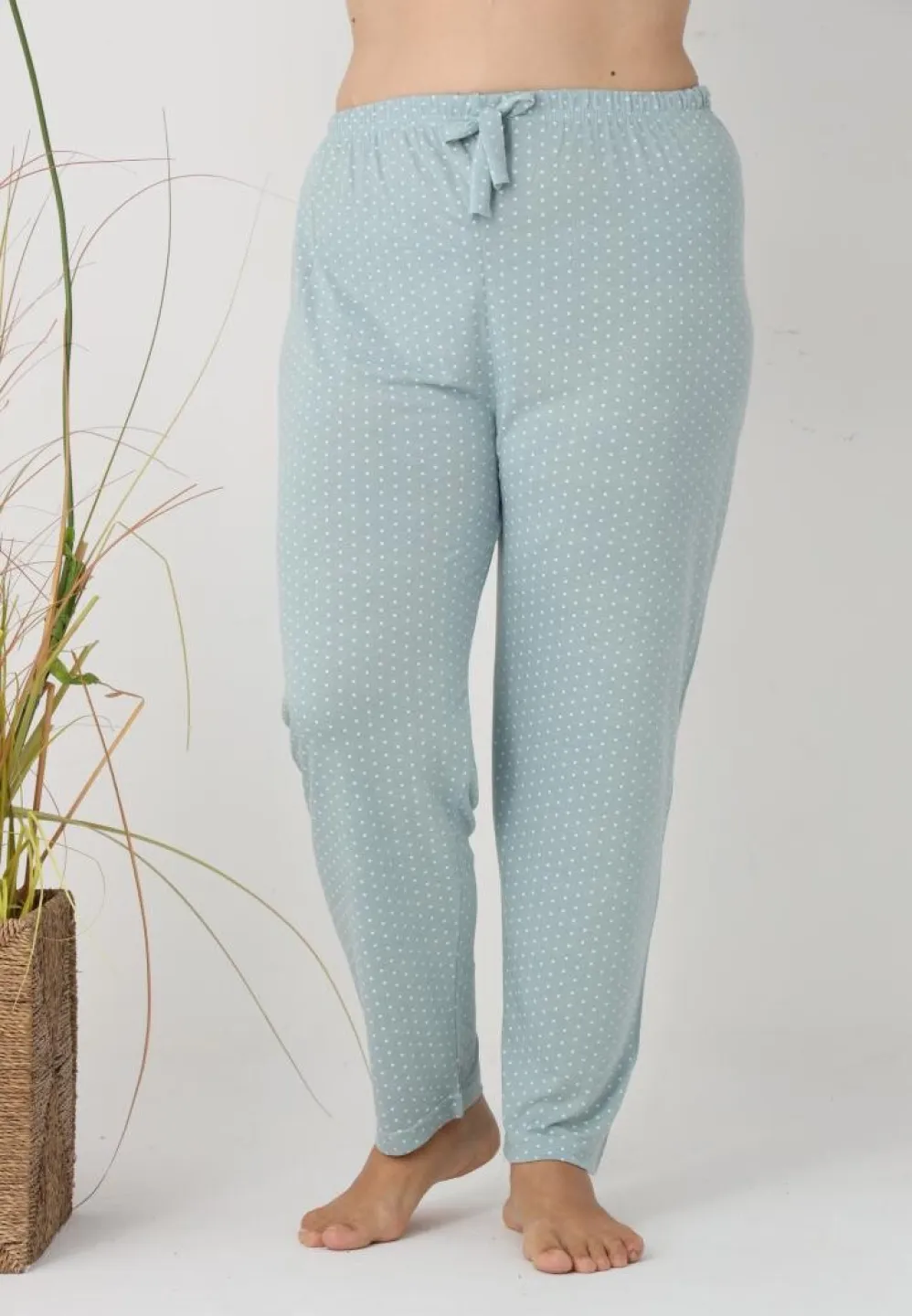 Pantaloni de pijama damă Big Size, verde cu puncte albe - 1