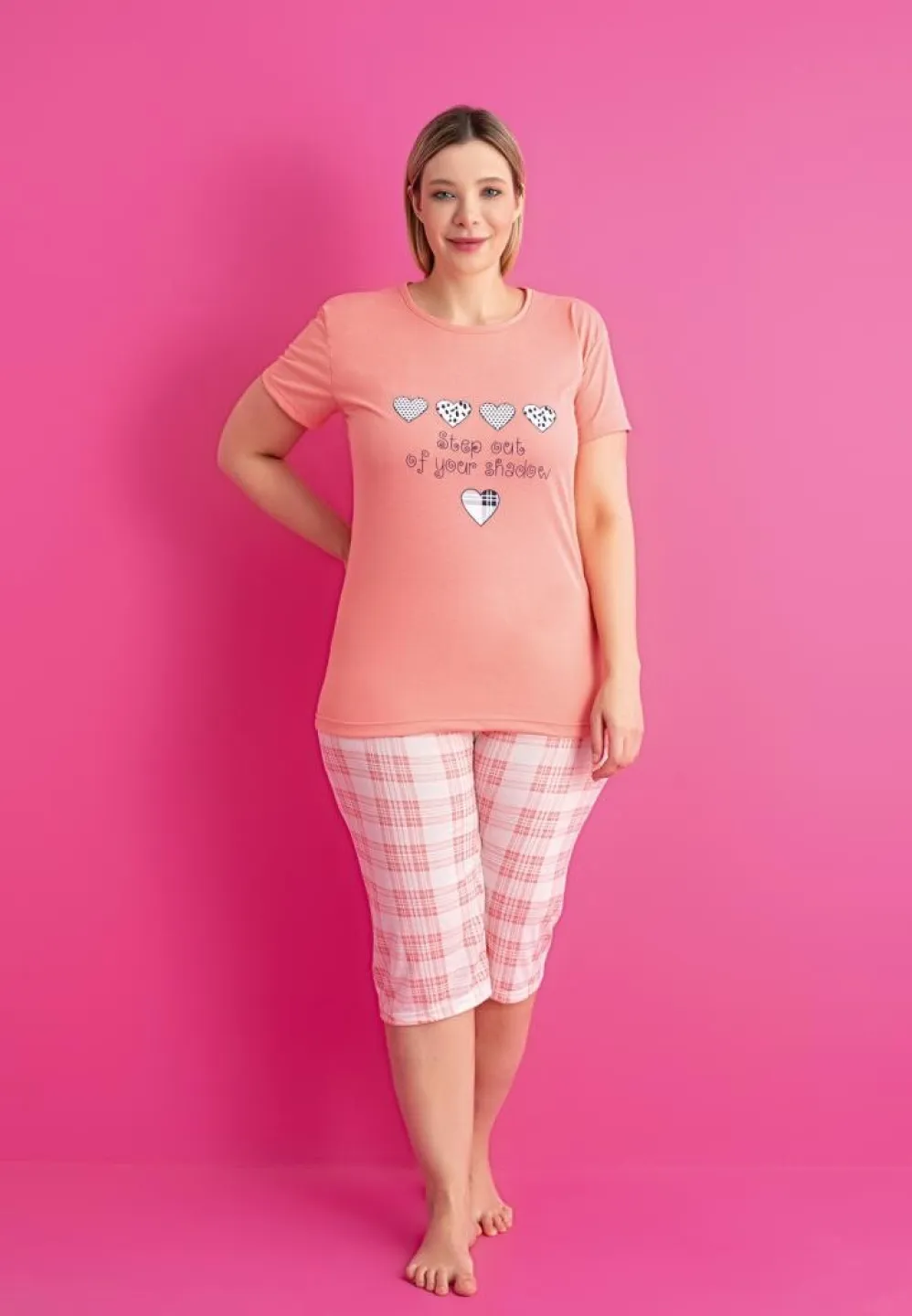 Pijama damă big size tricou + pantaloni 3/4 imprimeu Step Out of Your Shadow - 1