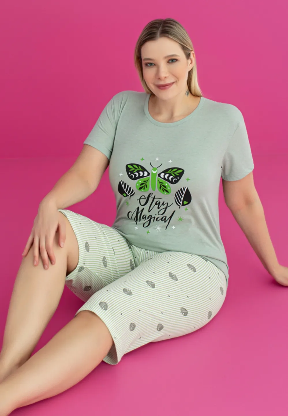 Pijama damă bumbac mărime mare STAY MAGICAL tricou + pantaloni 3/4 - 2