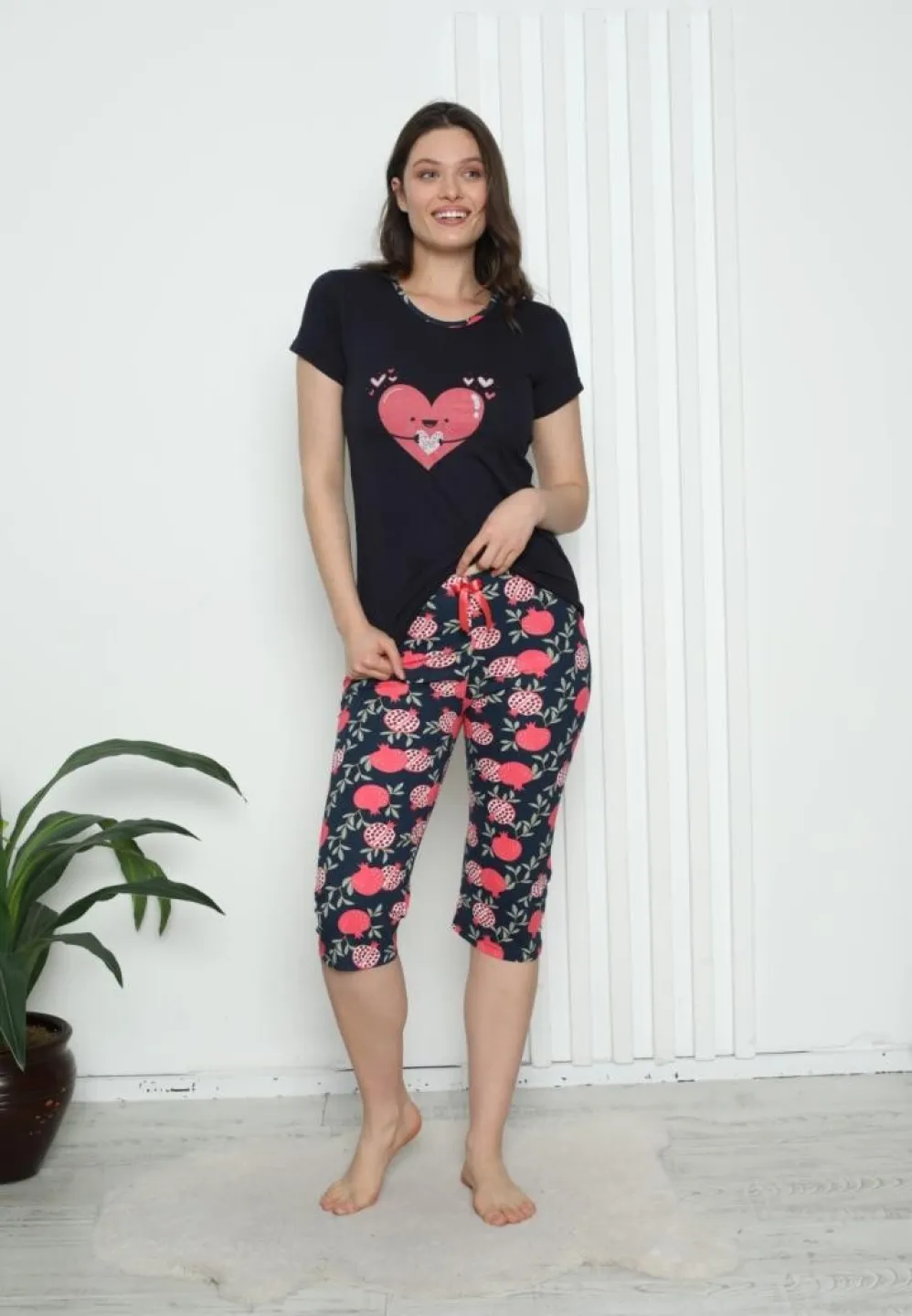 Pijama damă bumbac cu mâneci și pantaloni 3/4 – imprimeu inimoare, bleumarin - 1