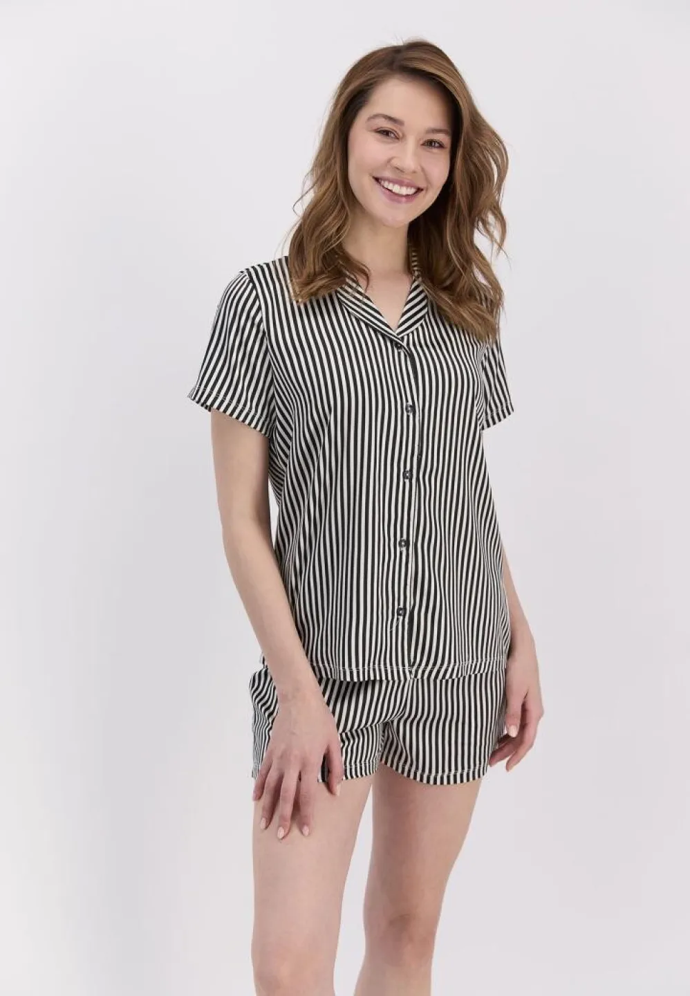 Pijama Dama Bumbac Pierre Cardin, Cămașă și Short cu Dungi Negre - 6