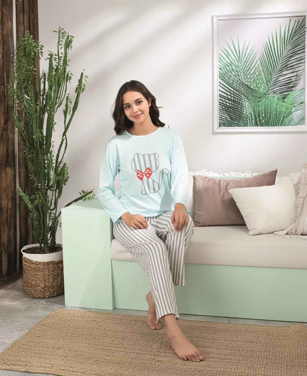 Pijama Dama Albastru Deschis cu Mâneci Lungi și Pantaloni cu Dungi, Pisica - 2